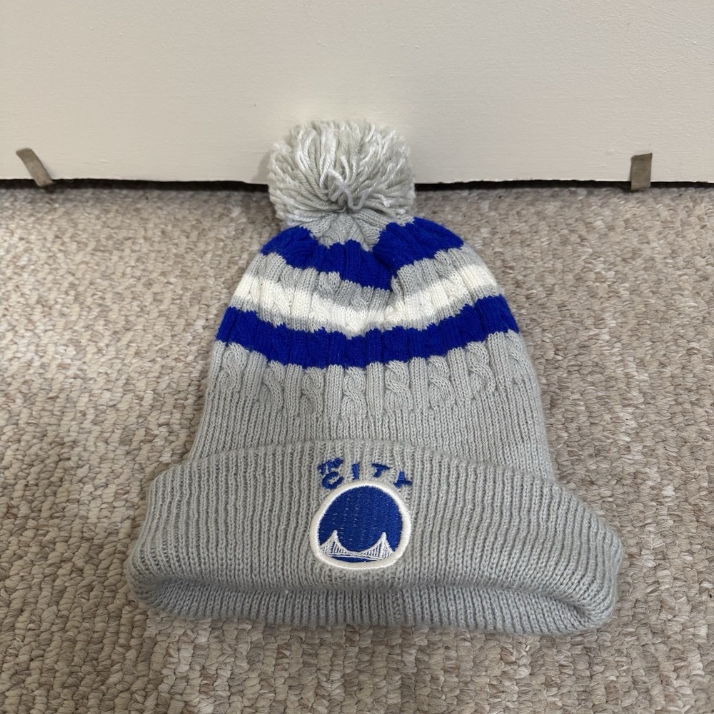 Golden State Warriors Beanie Hat Cap Pom Pom One Size Gray Striped NBA The City